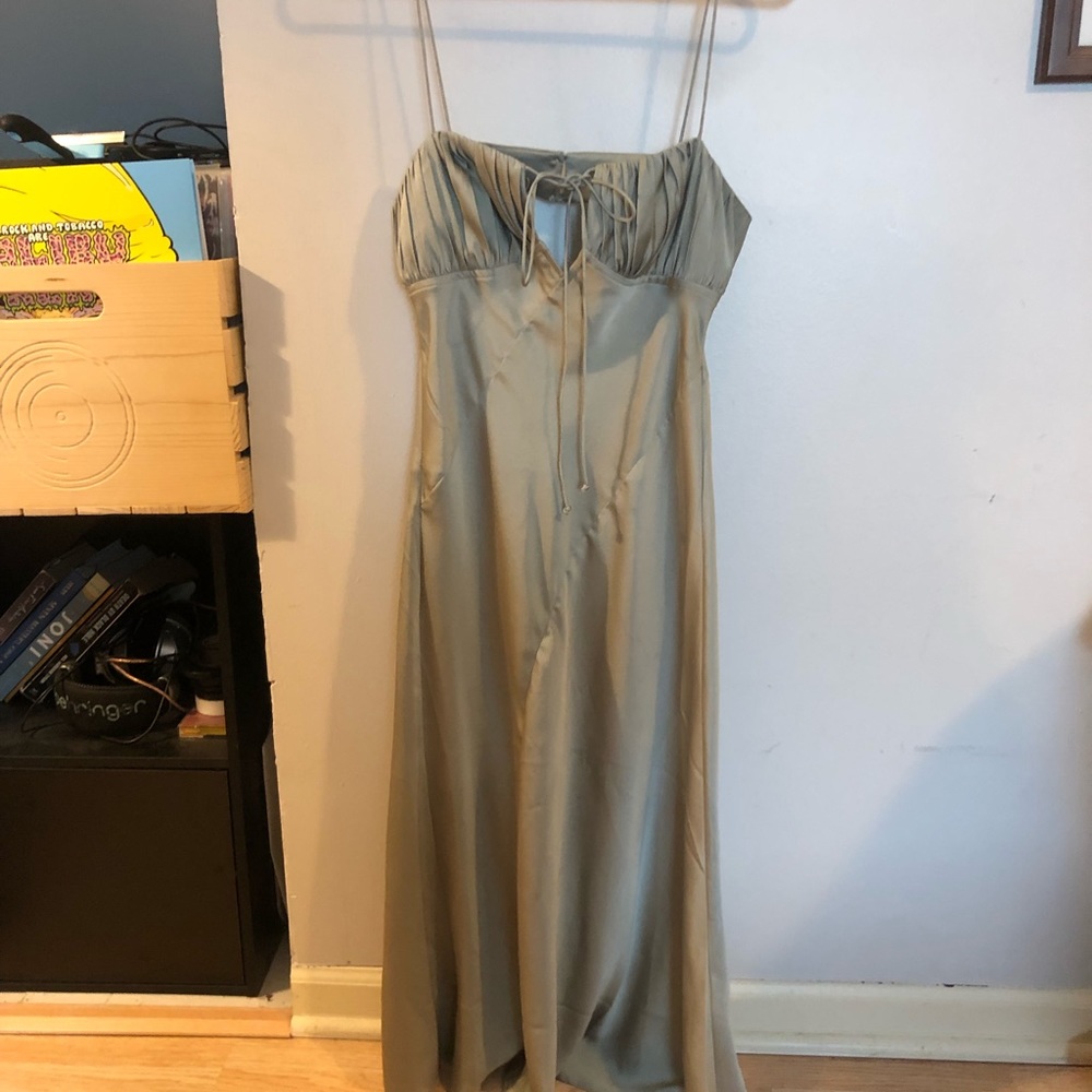 Key hole skinny strap drop backless dress